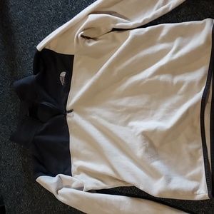 Northface sweater . Med